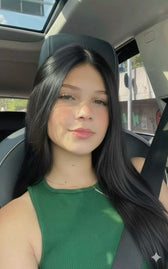 Lara S.